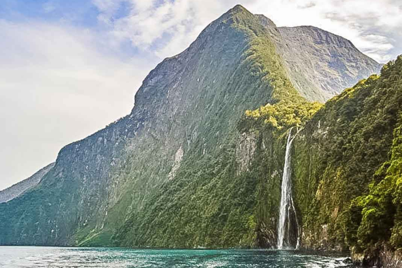 Milford Sound: Keajaiban Alam Dunia yang Memukau