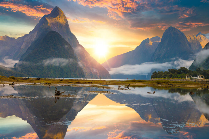 Fiordland National Park: Surga Tersembunyi di Selandia Baru