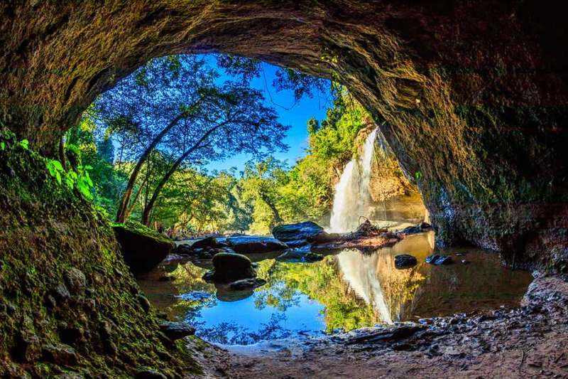 Taman Nasional Khao Yai: Surga Satwa Liar di Jantung Thailand